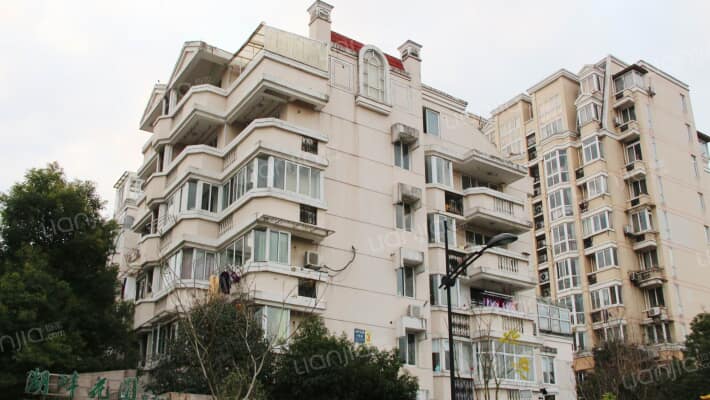 湖畔花园夕照苑外景图