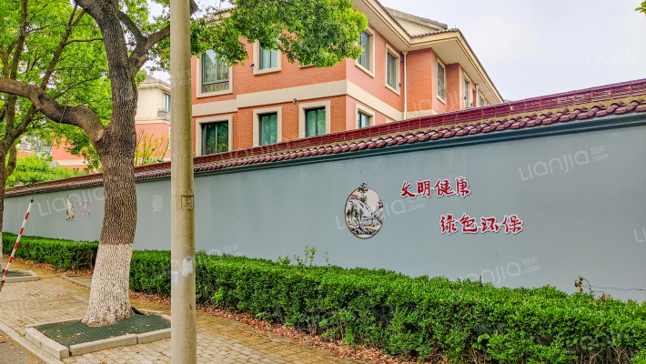 梧丰路711号外景图