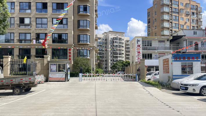 新华锦苑外景图