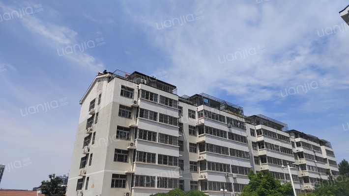 东升龙华园B区外景图