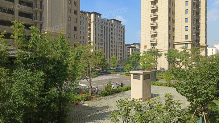 中梁首府外景图