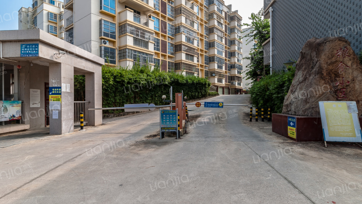 粮食小区外景图