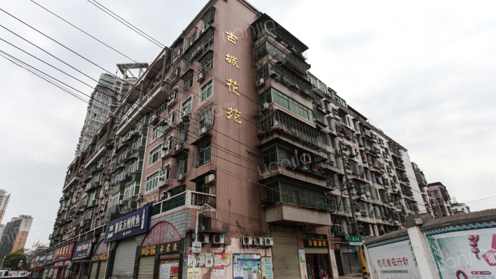 古城花园外景图