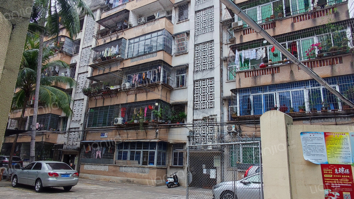 海南建行宿舍外景图