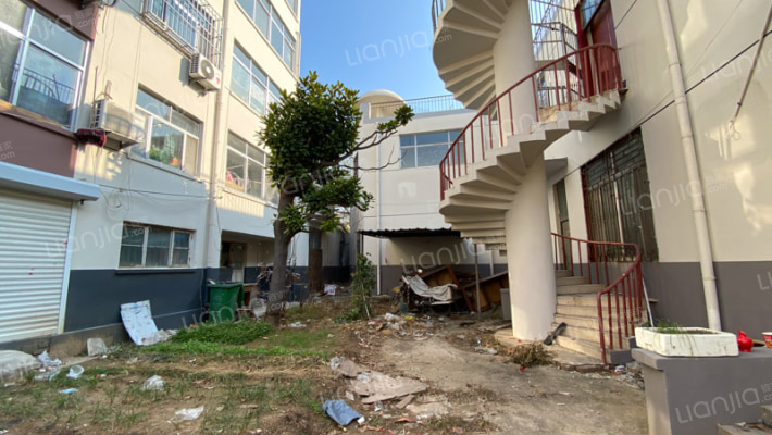 胶南粮食家属院外景图