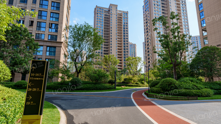 天圣大越府外景图