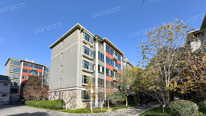 龙韵人和外景图