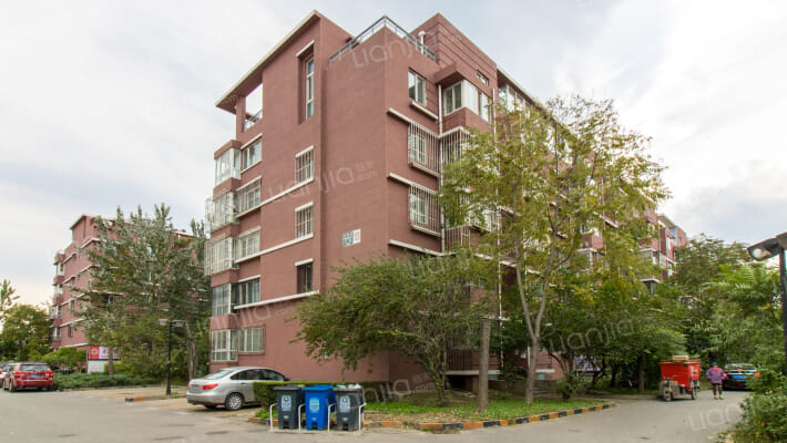 龙锦苑六区外景图