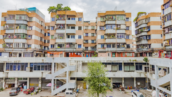 翠明珠山庄外景图