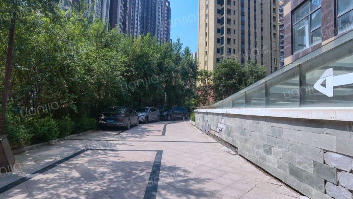 金色海湾·巧克力公寓外景图