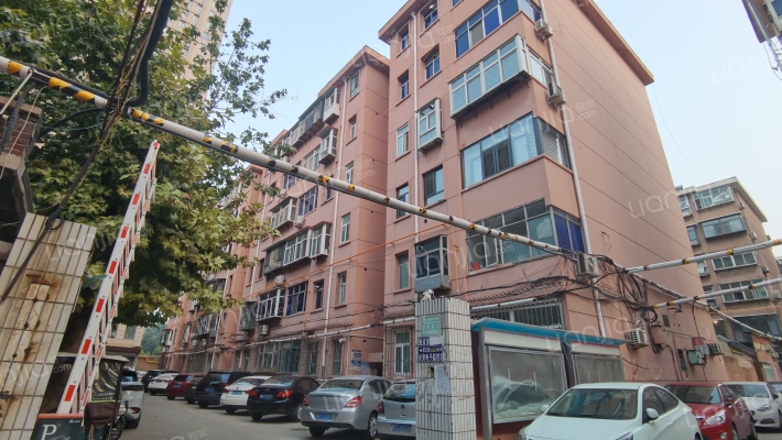 市地税宿舍外景图