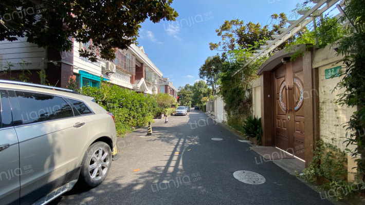 上海绿梅别墅别墅房价怎么样绿梅别墅别墅房源户型图小区车位交通地址