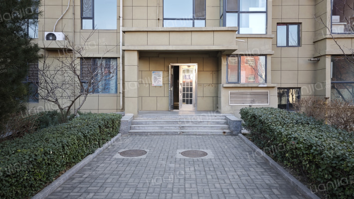 华天置地外景图