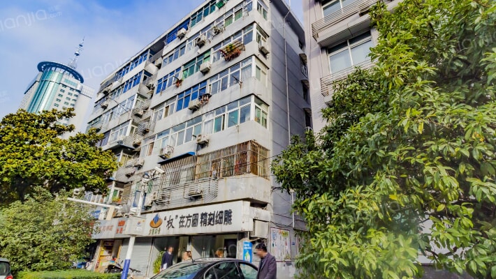 寿春路240号外景图