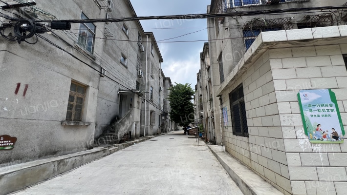 选厂宿舍外景图