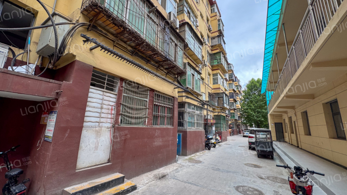 西部电力国际商务中心外景图