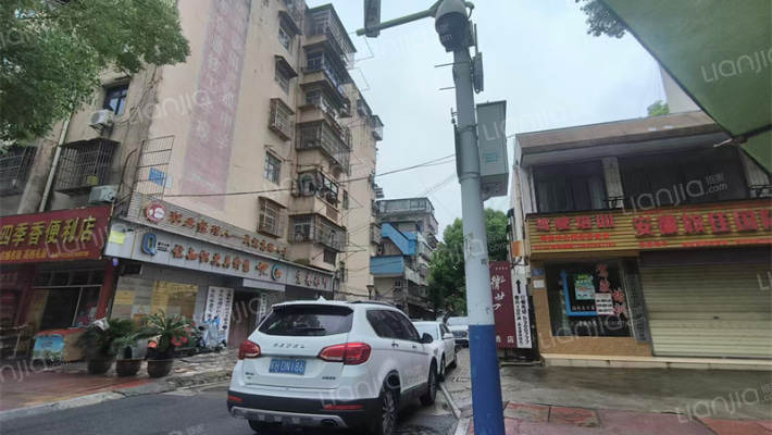 菱湖南路一百五十一号外景图