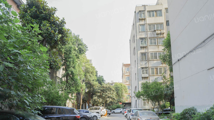 工人路116号院外景图