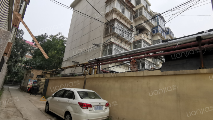 范西路小学教师宿舍外景图