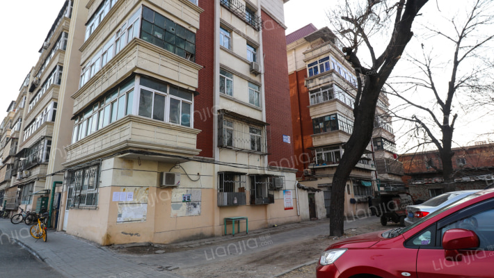 天善社大街81号外景图