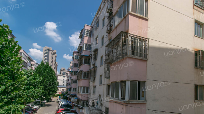 八一小区外景图