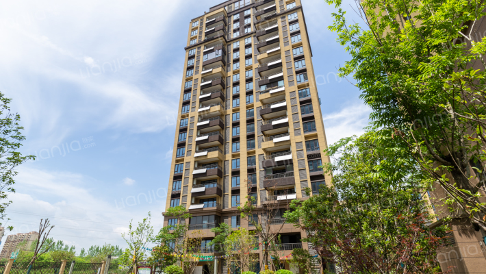 联投汉口郡四期御湖外景图