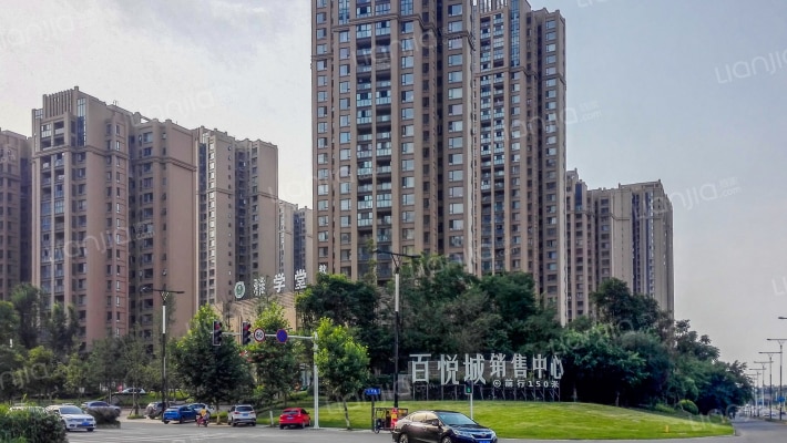 百悦天鹅湖外景图