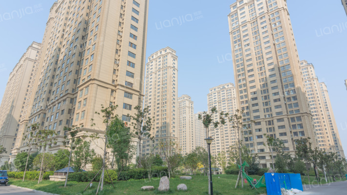 晋河花园外景图