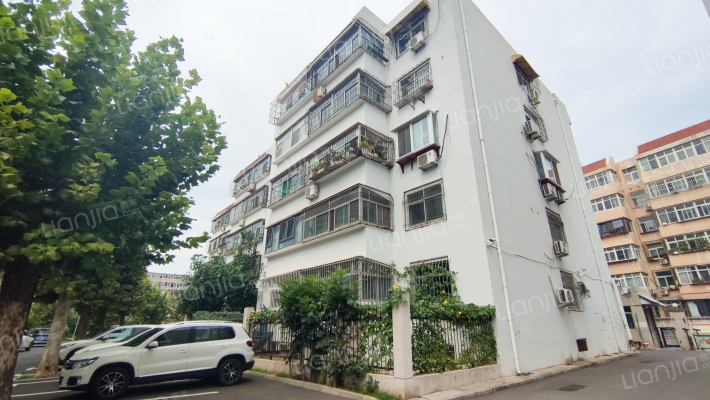 英雄山路205号外景图