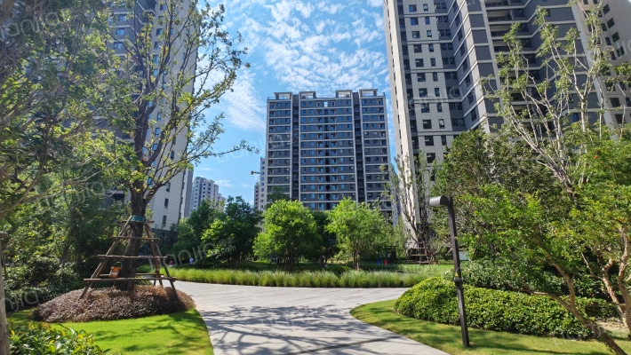 永威•梅隆樾外景图