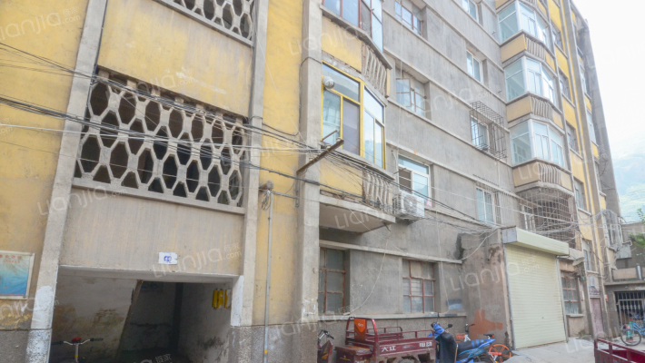 兰州铁路局基建处小区外景图