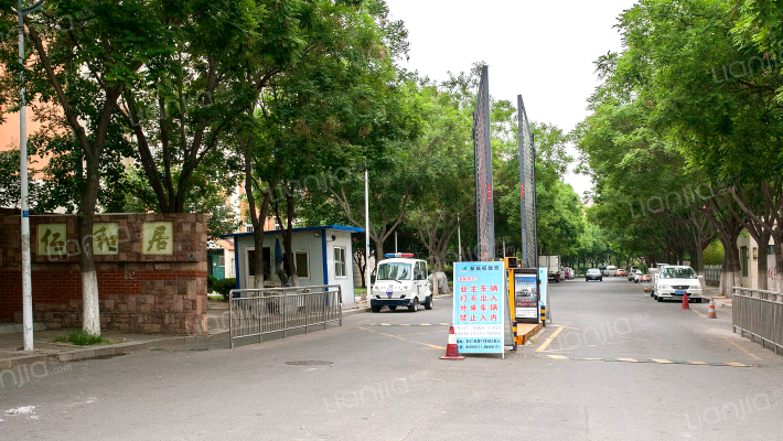 青岛仁和居西区房价怎么样仁和居西区房源户型图小区车位交通地址详情