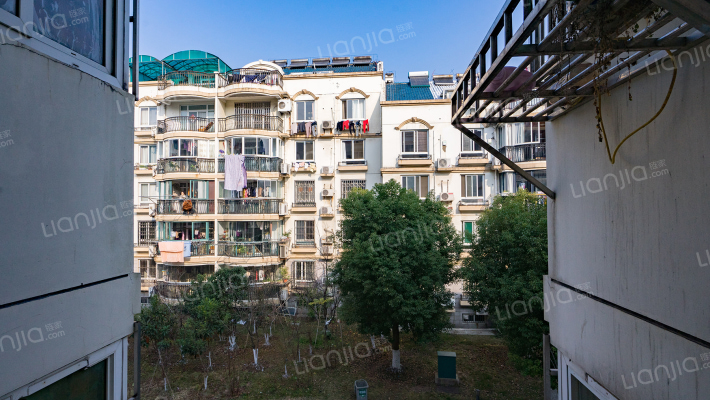 翡翠园一村外景图