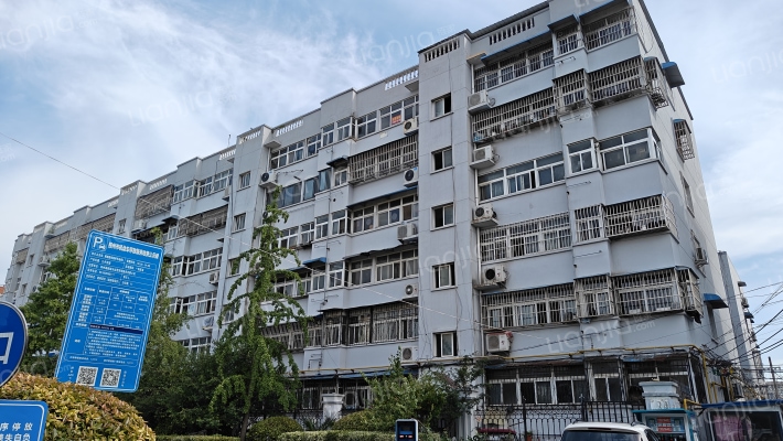 花园新村外景图