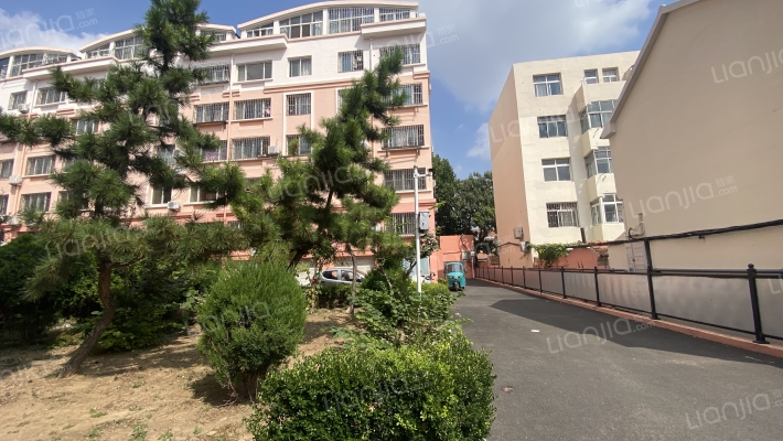 世纪花苑南区外景图