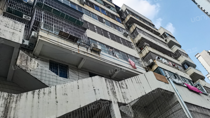 广宁大厦外景图