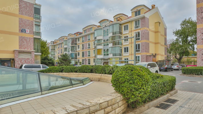 官园公寓外景图