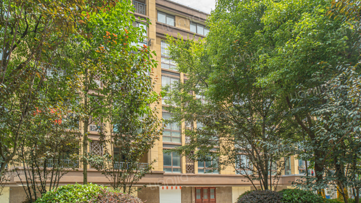 华尔登府邸外景图