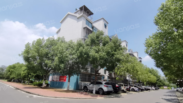 万山职业技术学院家属院外景图