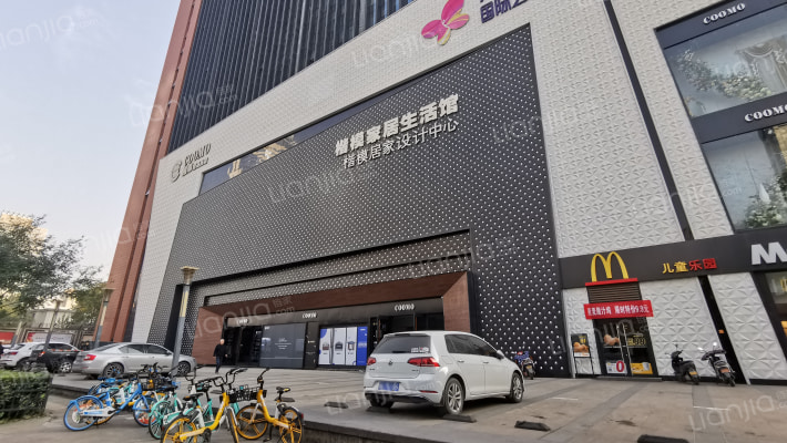 成长大厦外景图