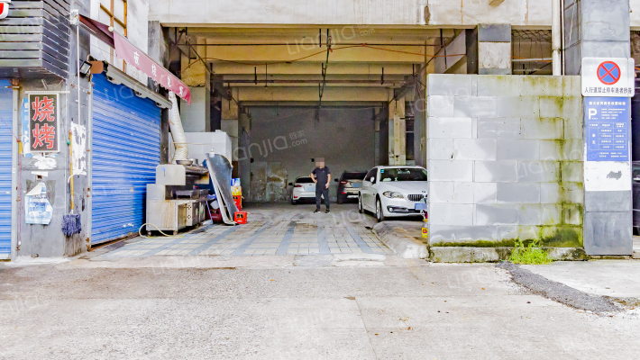 中央商座外景图