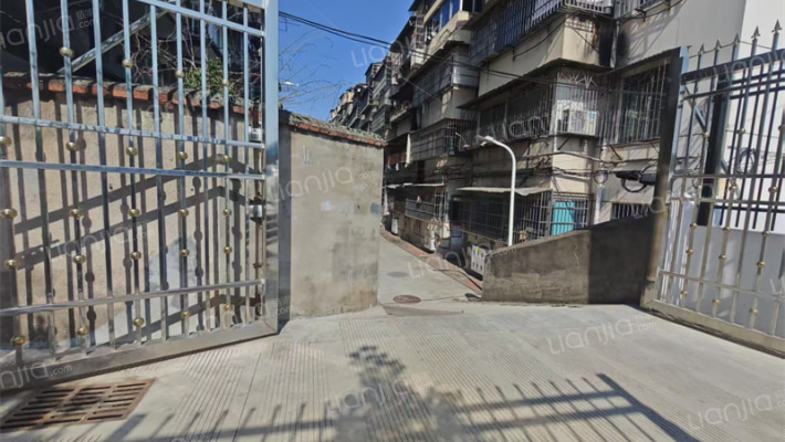 蔡山路10号外景图