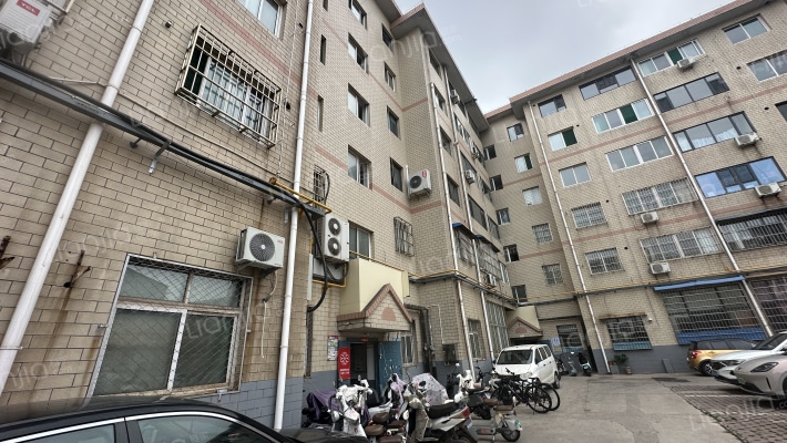 运管站建东街家属院外景图