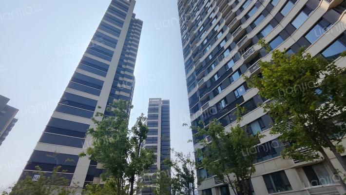 旭辉公元外景图