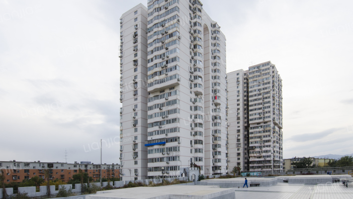 地铁古城家园外景图