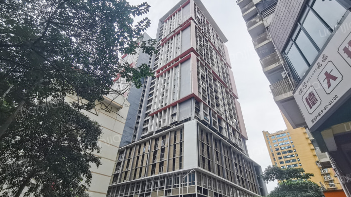 希尔顿阳光外景图