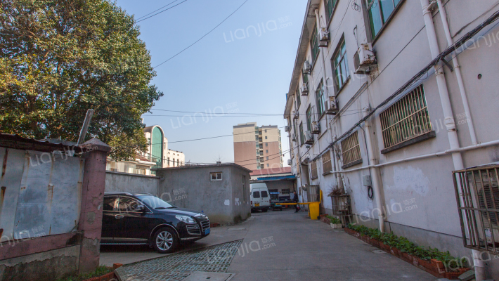 松新小区外景图