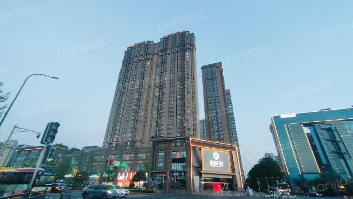 峰度天下外景图