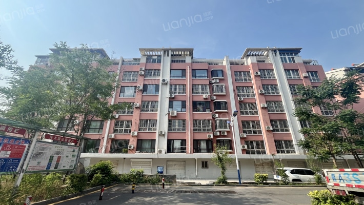 东山小区二区外景图