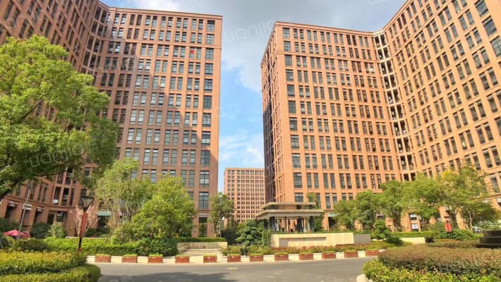 西溪八方城外景图